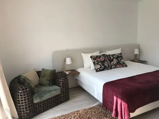 Tek Büyük Yataklı Oda, Bahçe Manzaralı