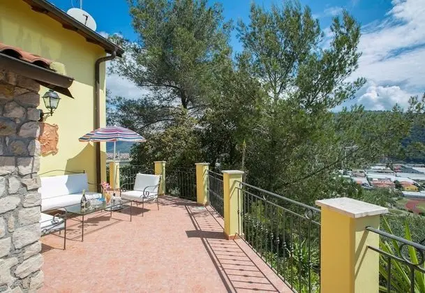 Family Villa, Birden Çok Yatak, 2 Banyolu, Bahçeli (Villa Monte Enrico - Pool And)