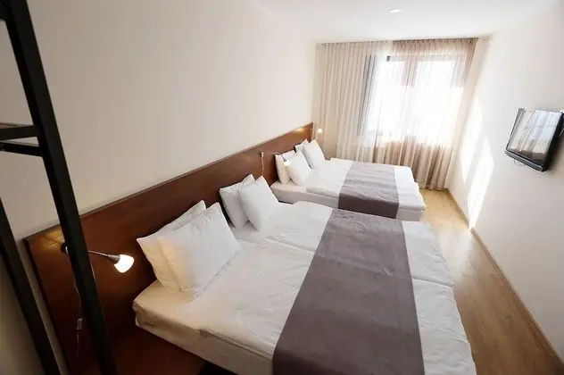 Standard Dört Kişilik Oda, Balkon
