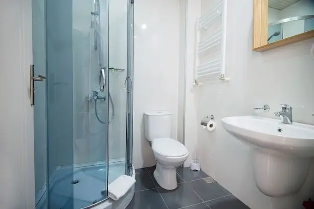 Standard Tek Büyük veya İki Ayrı Yataklı Oda, Balkon