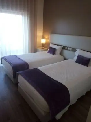 Tek Büyük veya İki Ayrı Yataklı Oda, Deniz Manzaralı