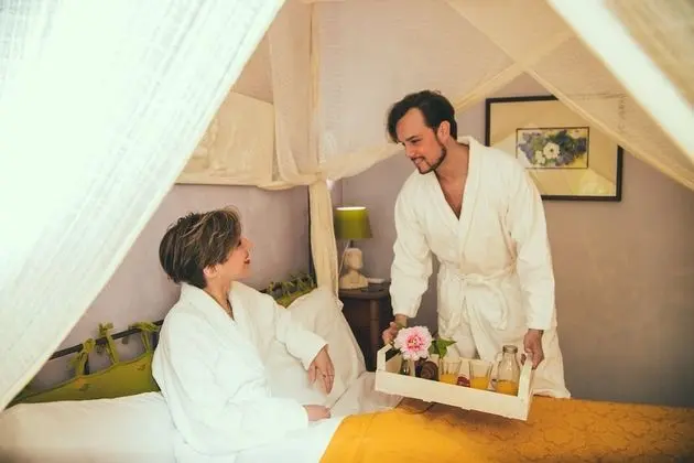 Honeymoon Tek Büyük Yataklı Oda, 1 En Büyük (King) Boy Yatak, Özel Banyo, Bahçe Manzaralı