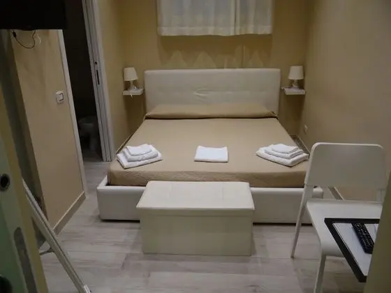 Classic Tek Büyük Yataklı Oda