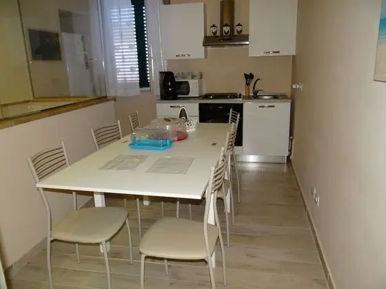 Deluxe Dört Kişilik Oda