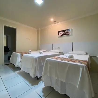 Üç Kişilik Oda