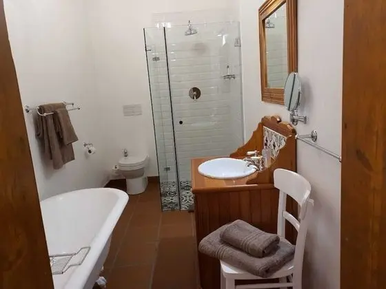 Luxury Tek Büyük Yataklı Oda (3)