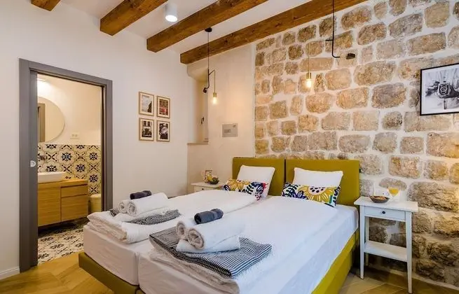 İki Ayrı Yataklı Oda (Superior Double or Twin Room)