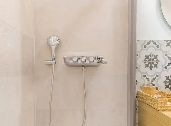 İki Ayrı Yataklı Oda (Superior Double or Twin Room)