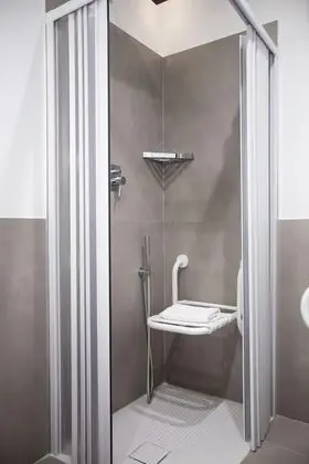 Standard Tek Büyük Yataklı Oda, Engellilere Uygun, Şehir Manzaralı