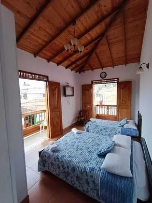 Basic Üç Kişilik Oda