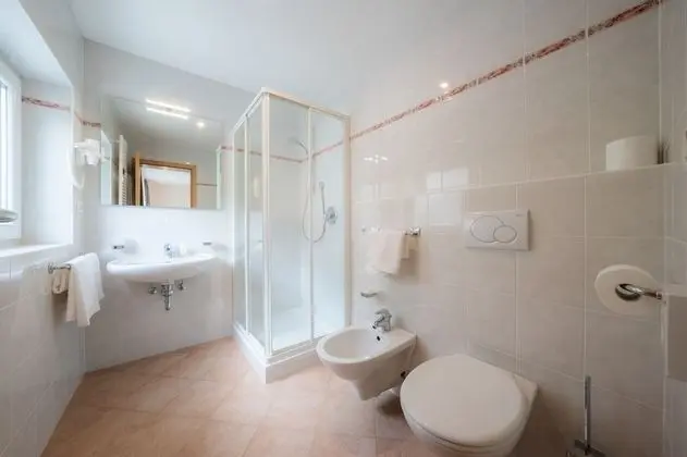 Superior Üç Kişilik Oda, Sigara İçilmez