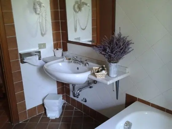 Economy Tek Büyük Yataklı Oda