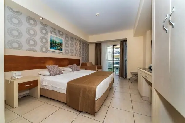 https://images.odamax.com/img/1024x768/odamax/image/upload/Montebello_Resort_Hotel_20231215161601_0.jpg