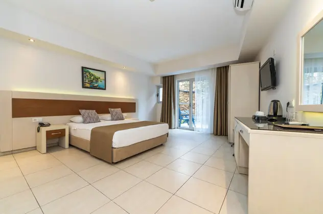 https://images.odamax.com/img/1024x768/odamax/image/upload/Montebello_Resort_Hotel_202605171613202_1.PNG