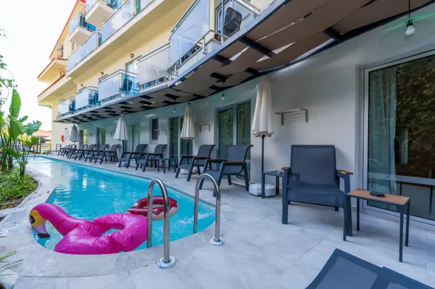 https://images.odamax.com/img/1024x768/odamax/image/upload/Montebello_Resort_Hotel_202605171613211_6.PNG