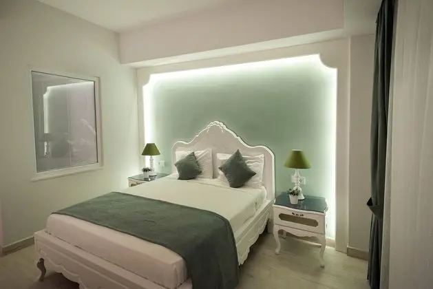 https://imagessl.etstur.com/files/images/hotelImages/TR/58866/l/Montebello-Deluxe-Oda-106620.jpg