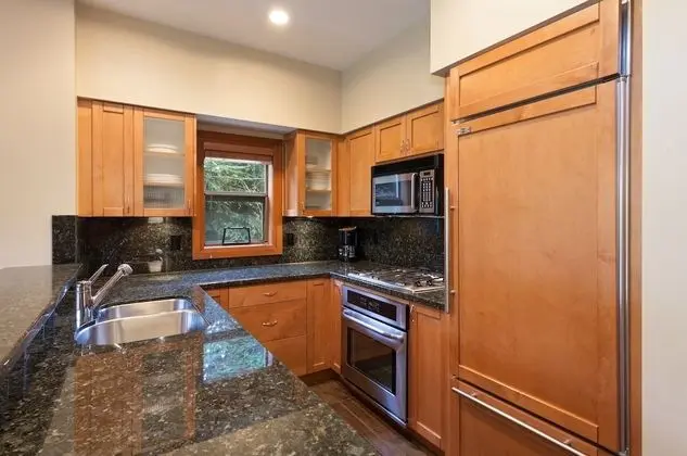 Montebello 4745
