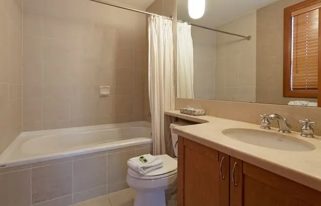 Montebello 4745