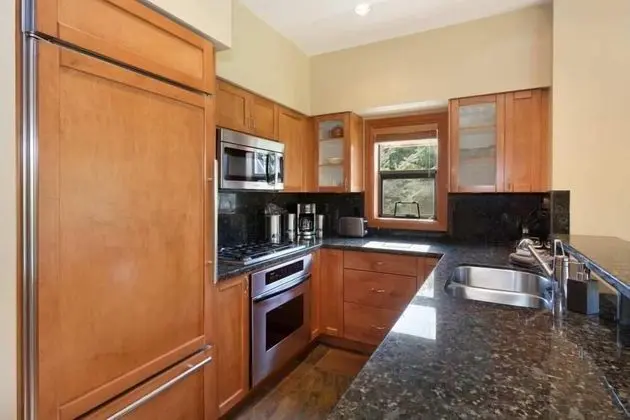 Montebello 4871