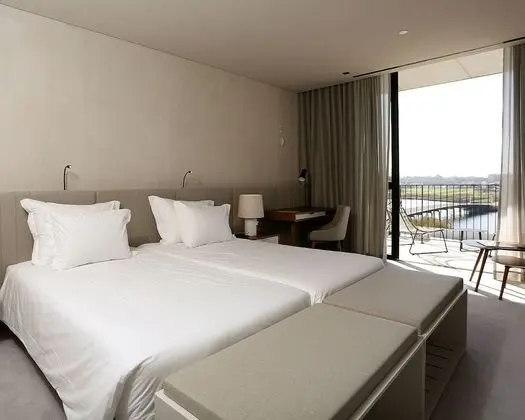 Standard Tek Büyük Yataklı Oda (main building)