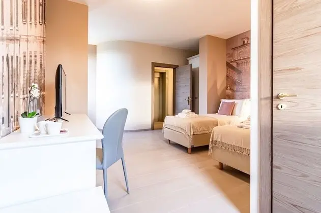 Standard Tek Büyük veya İki Ayrı Yataklı Oda, Havuz Manzaralı (Ferrara)