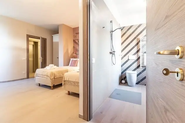 Standard Tek Büyük veya İki Ayrı Yataklı Oda, Havuz Manzaralı (Ferrara)