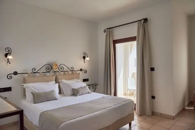 Tek Büyük Yataklı Oda, Balkon, Deniz Manzaralı