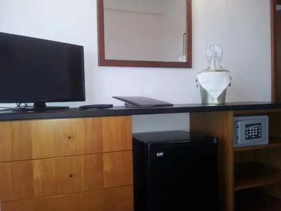 Standard Tek Büyük veya İki Ayrı Yataklı Oda, Küvet