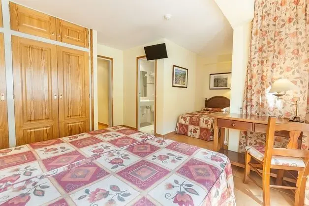 Üç Kişilik Oda (2 adults + 1 child)