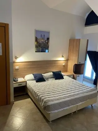 Comfort Tek Büyük Yataklı Oda (double bed)