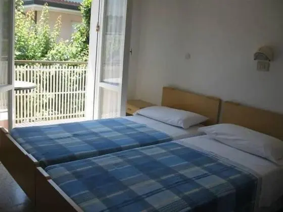 Tek Büyük veya İki Ayrı Yataklı Oda