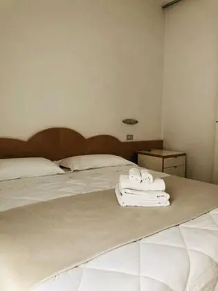 Standard Tek Büyük veya İki Ayrı Yataklı Oda