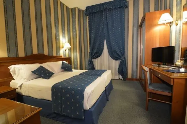 Superior Tek Büyük veya İki Ayrı Yataklı Oda (vasca idromassaggio)