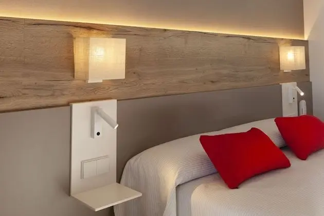 Deluxe Tek Büyük Yataklı Oda (Spa access)