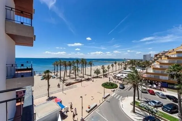 Family Oda (2 adults + 1 child Spa access)