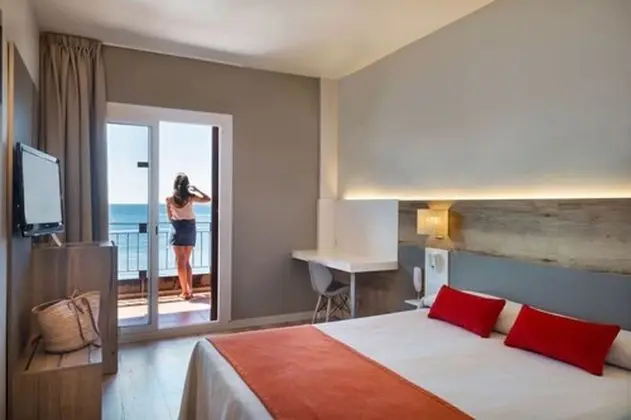 Superior Tek Büyük Yataklı Oda, Deniz Manzaralı (Spa access)