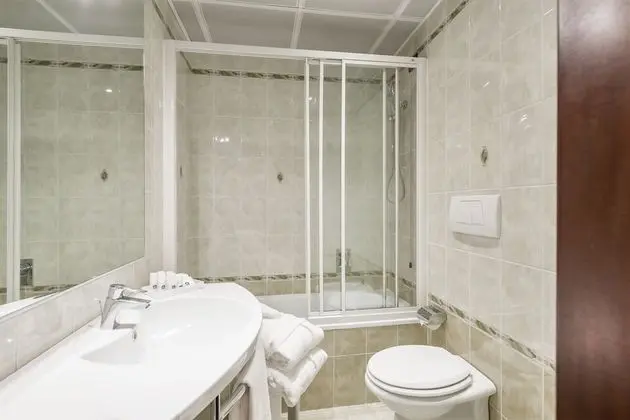Superior Tek Büyük Yataklı Oda