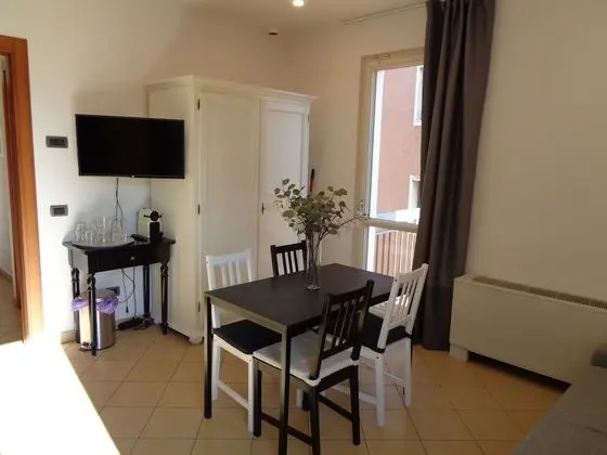 Superior Stüdyo, Şehir Manzaralı