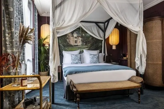 Deluxe Tek Büyük Yataklı Oda