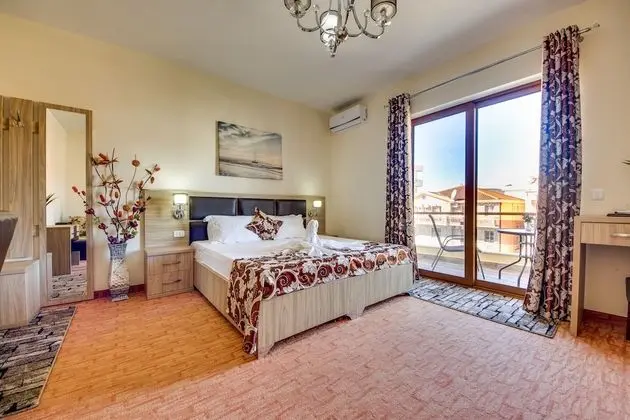 Dört Kişilik Oda, Balkon
