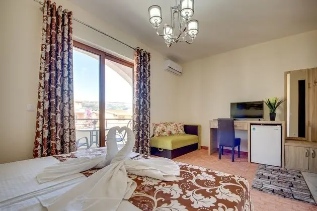 Üç Kişilik Oda, Balkon
