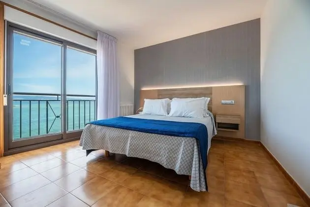 D - Habitación doble con vistas al mar