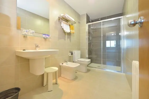 D - Habitación doble con vistas al mar