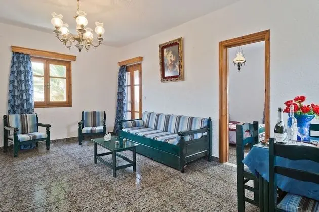Family Apart Daire, Deniz Manzaralı (Hills View)