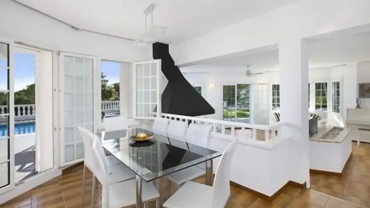Villa, 5 Yatak Odası, Kişiye Özel Havuzlu, Deniz Manzaralı