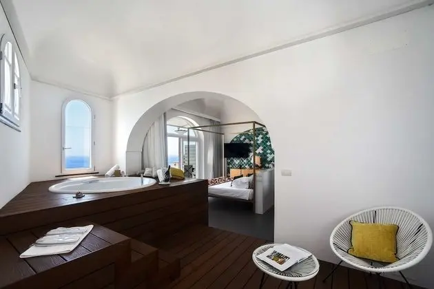 Executive Süit (Sauna and indoor Bathtub)