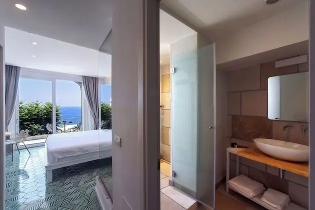 Superior Tek Büyük Yataklı Oda, Deniz Manzaralı