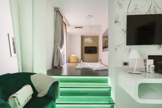 Deluxe Tek Büyük Yataklı Oda, Sıcak Su Küveti