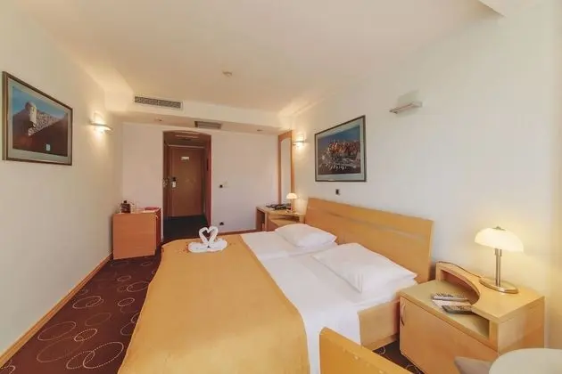 İki Ayrı Yataklı Oda, Balkon