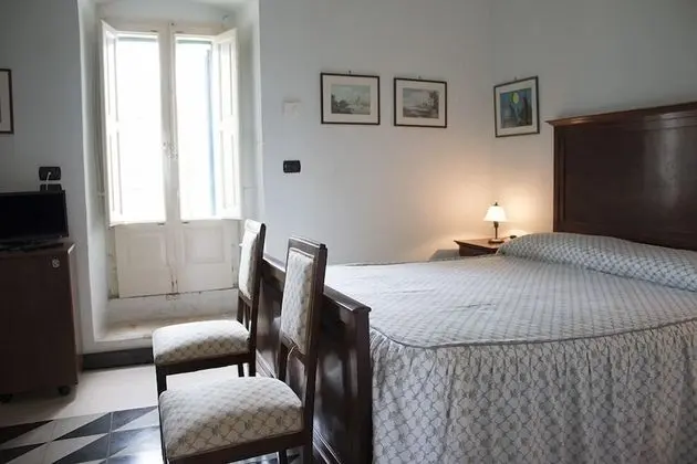 Dört Kişilik Oda, 1 Yatak Odası, Havuz Manzaralı